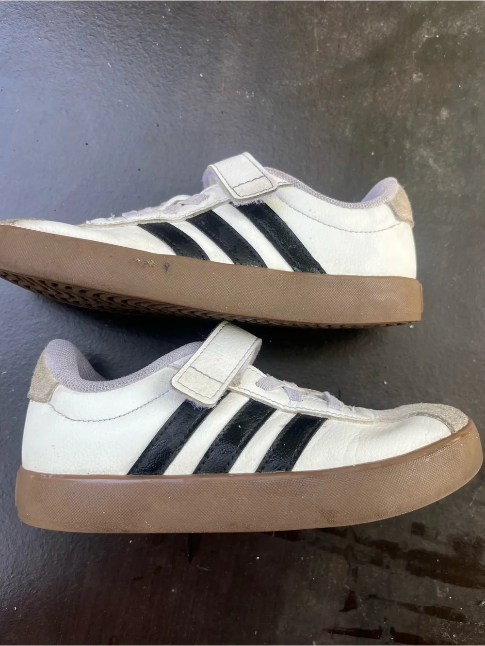 Kids adidas sneakers size 12.5 k